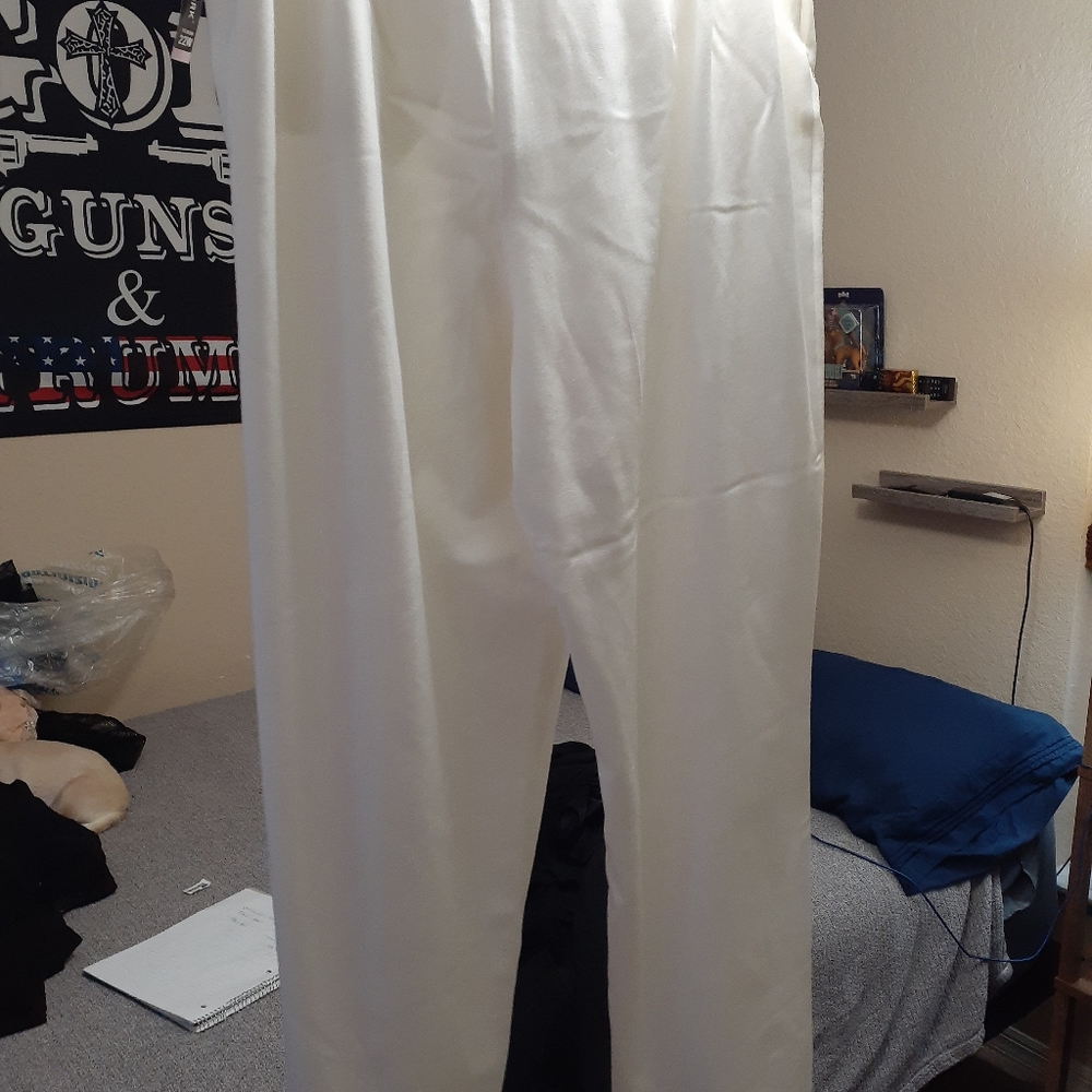 White pants 22w